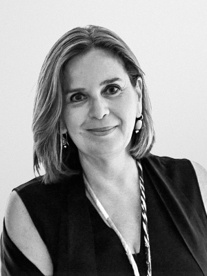 Δρ Τατιάνα Σπινάρη – Πολλάλη, Ιστορικός Τέχνης - Διευθύντρια της CITRONNE Gallery
