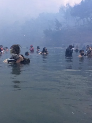 Η φρίκη της φωτιάς στο Μάτι σε φωτογραφίες